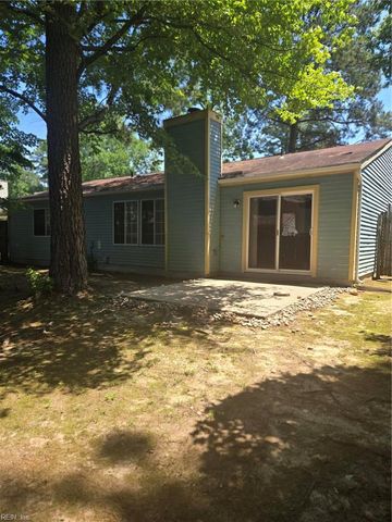 915 Cherry Creek DR, Newport News, VA 23608