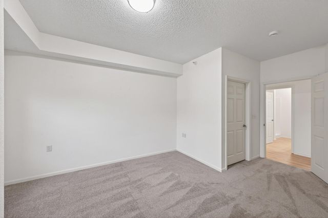 3800 85th Avenue N 220, Brooklyn Park, MN 55443