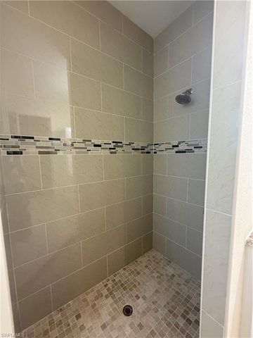 618 SW 31st TER, Cape Coral, FL 33914