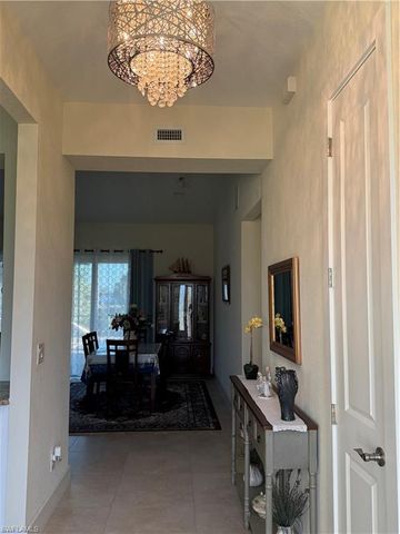 618 SW 31st TER, Cape Coral, FL 33914