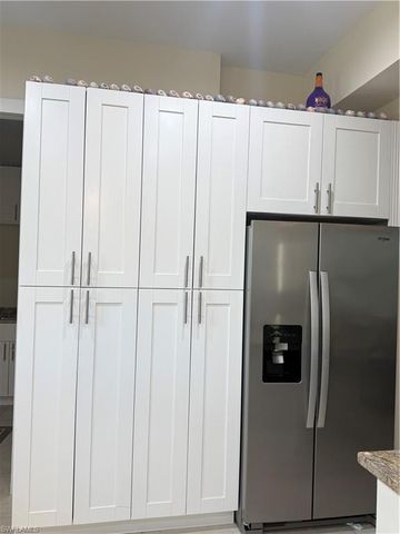 618 SW 31st TER, Cape Coral, FL 33914