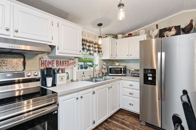 97 Cameron Drive, St. Albans Town, VT 05478