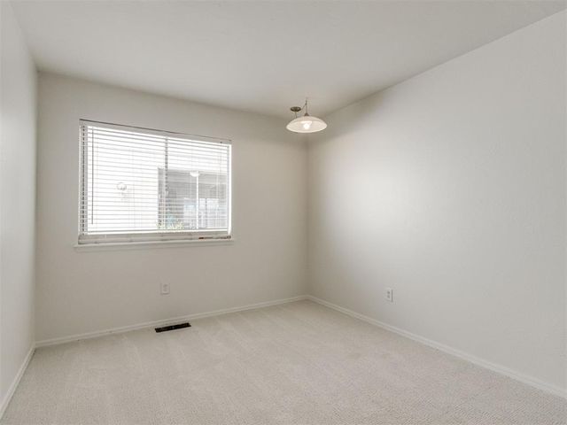 5841 Hefner Village Court, Oklahoma City, OK 73162