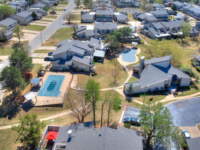 5841 Hefner Village Court, Oklahoma City, OK 73162