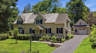 57 Lincoln Ave, Lambertville City, NJ 08530