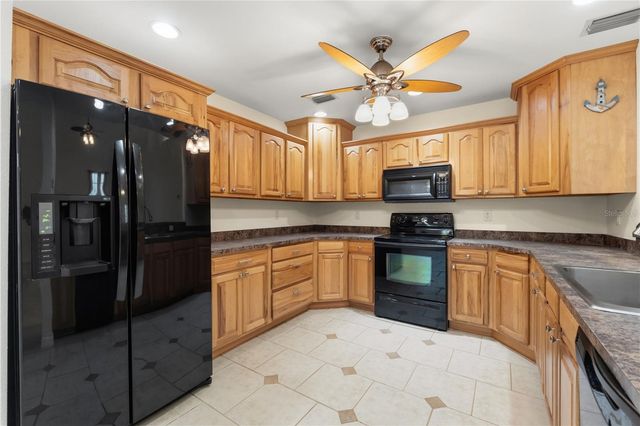 13780 SE 100TH AVE, Belleview, FL 34420