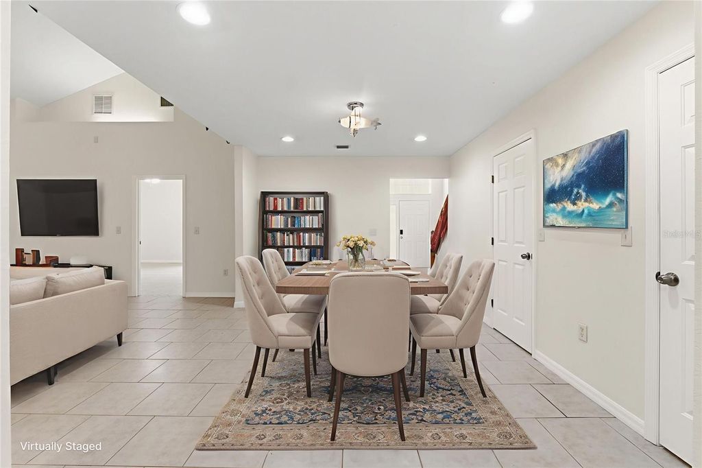 Image 11 of property listing at 13780 SE 100TH AVE, Belleview, FL 34420