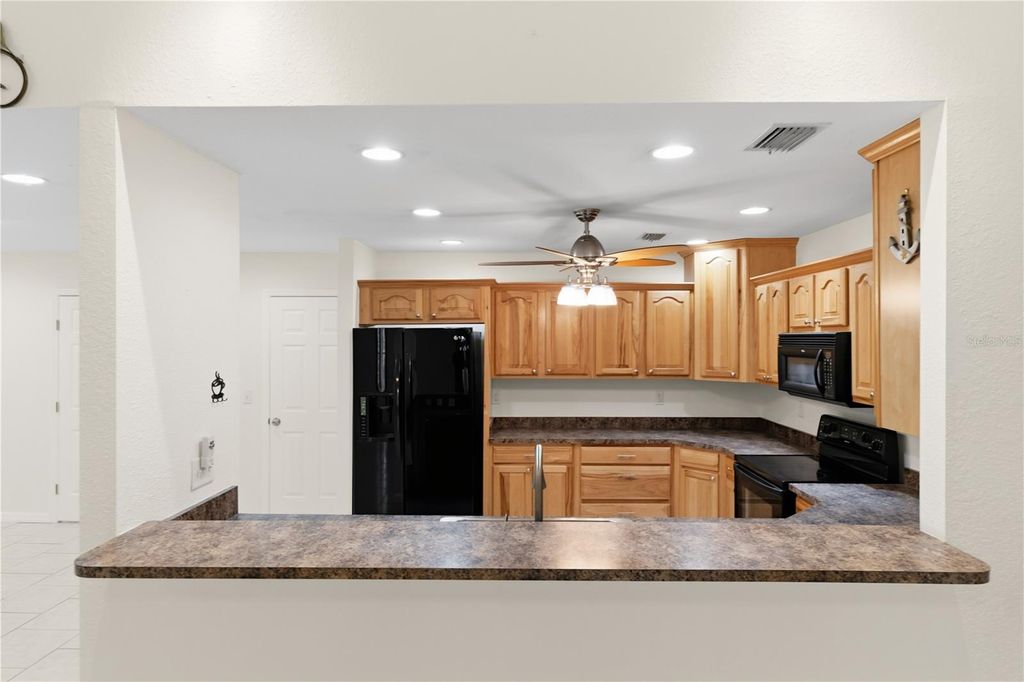 Image 24 of property listing at 13780 SE 100TH AVE, Belleview, FL 34420