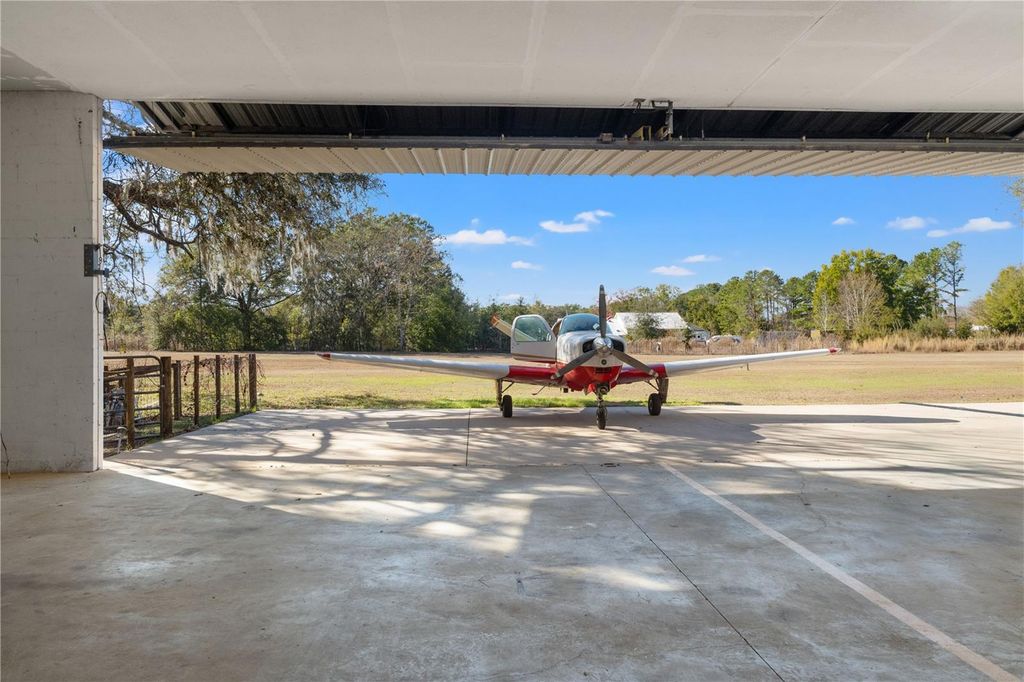 Image 59 of property listing at 13780 SE 100TH AVE, Belleview, FL 34420