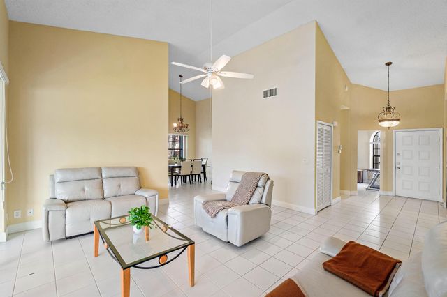 8328 Waterline Drive 105, Boynton Beach, FL 33472