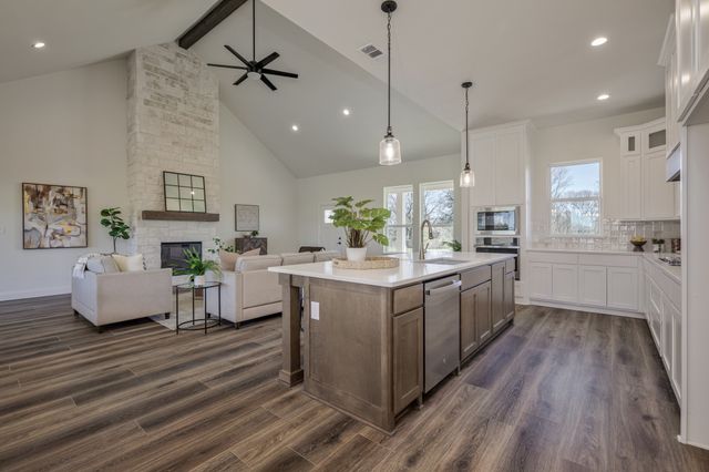 2390 County Road 1112, Farmersville, TX 75442