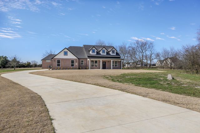 2390 County Road 1112, Farmersville, TX 75442