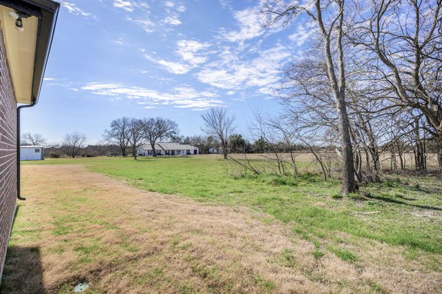 2390 County Road 1112, Farmersville, TX 75442