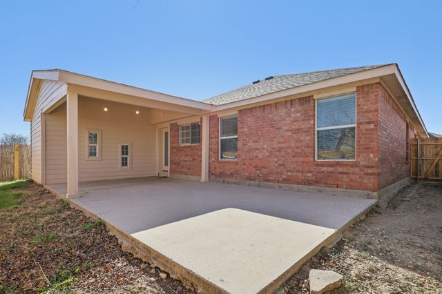 10904 Braemoor Drive, Fort Worth, TX 76052