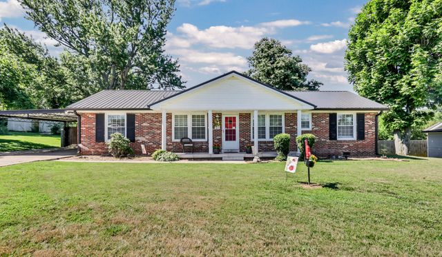 414 Peterson Ln, Clarksville, TN 37040