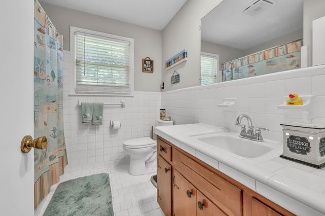 414 Peterson Ln, Clarksville, TN 37040