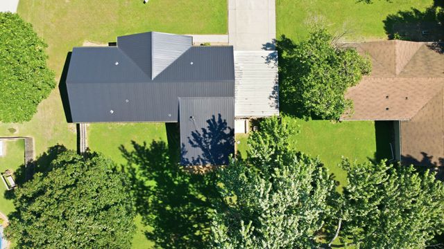 414 Peterson Ln, Clarksville, TN 37040