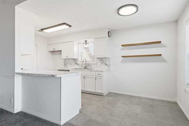 922 Vail Highlands Drive, Hewitt, TX 76643