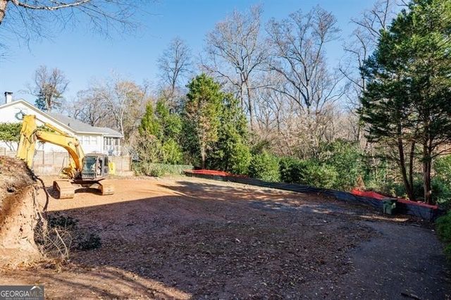 155 Huntington Road NE, Atlanta, GA 30309