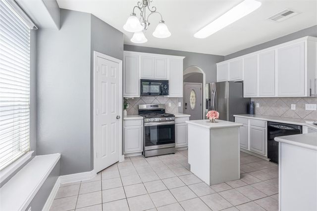 972 Cypress Lane, Dayton, TX 77535