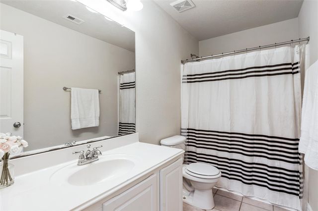 972 Cypress Lane, Dayton, TX 77535