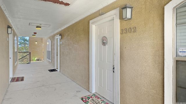 7323 Snowden Rd Apt 3302, San Antonio, TX 78240