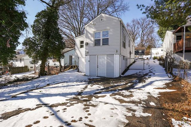 512 Coppinger Drive, St Louis, MO 63135