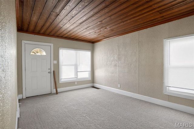 512 Coppinger Drive, St Louis, MO 63135