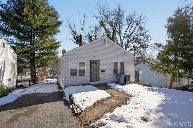 512 Coppinger Drive, St Louis, MO 63135