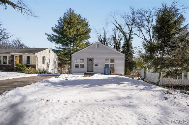 512 Coppinger Drive, St Louis, MO 63135