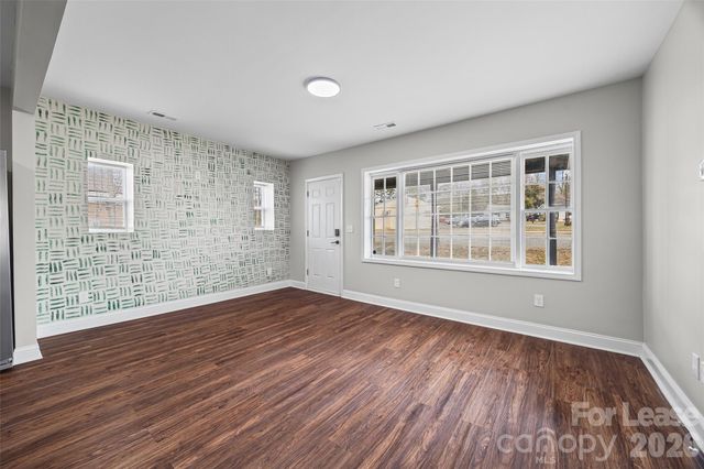 1235 Bradford Heights Road, Gastonia, NC 28054