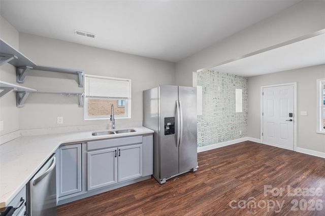 1235 Bradford Heights Road, Gastonia, NC 28054