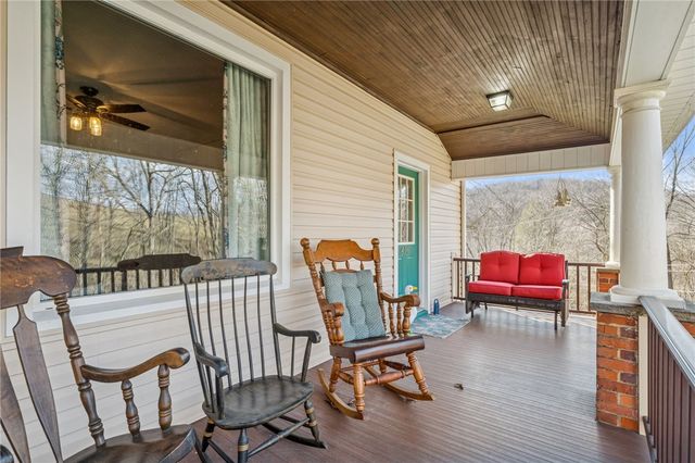 416 Pine Run Rd, Marion Twp, PA 16123