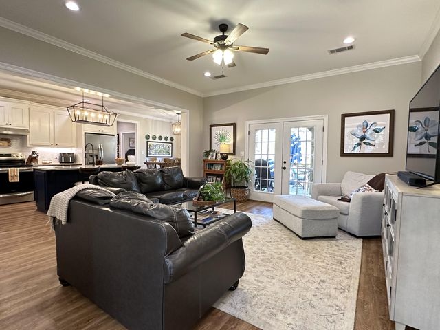 48 Vermont Dr., Petal, MS 39465