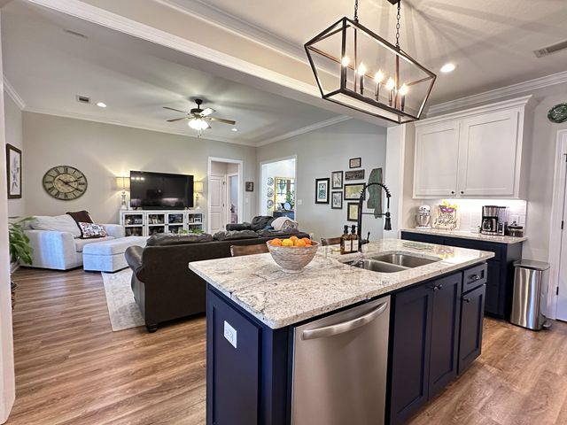 48 Vermont Dr., Petal, MS 39465