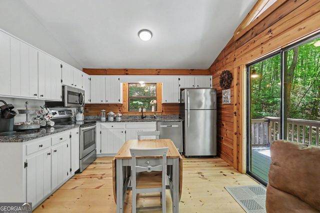 252 Navigator Lane, Tiger, GA 30576