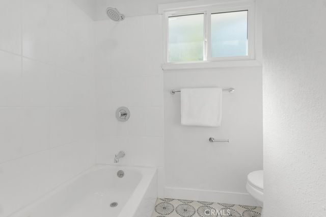 10579 Lev Ave, San Fernando, CA 91345