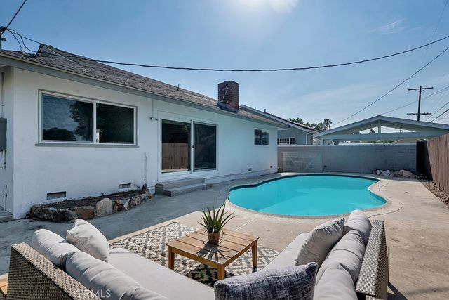 10579 Lev Ave, San Fernando, CA 91345