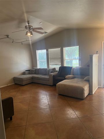401 Poppy Lane, Norman, OK 73069
