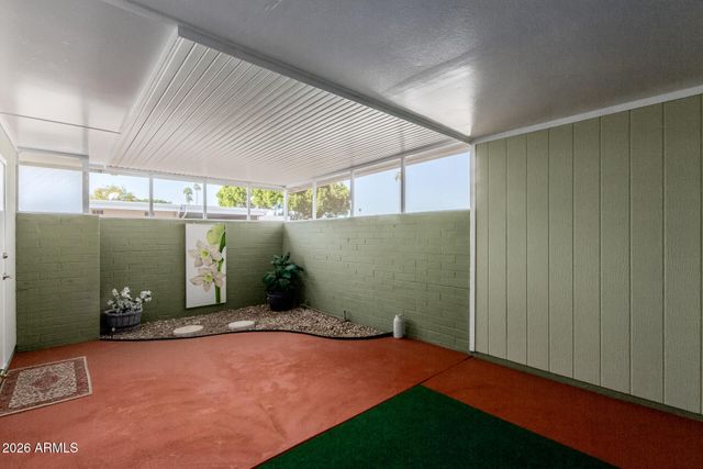 10943 W COGGINS Drive, Sun City, AZ 85351