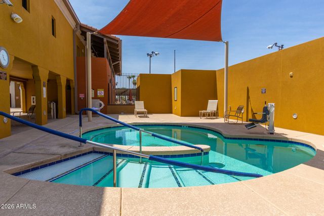 10943 W COGGINS Drive, Sun City, AZ 85351