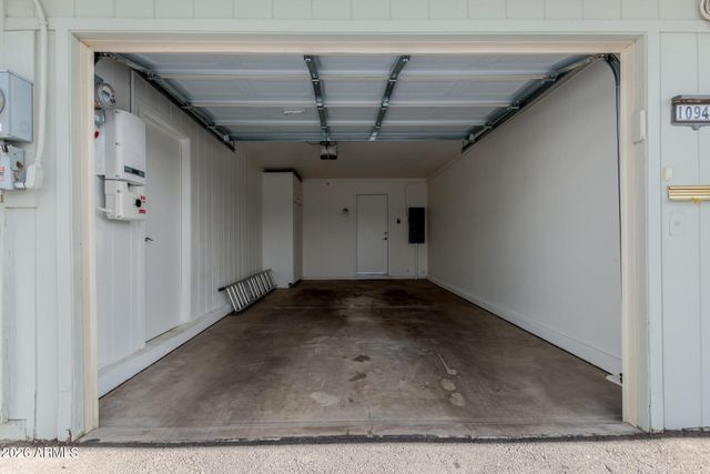 10943 W COGGINS Drive, Sun City, AZ 85351