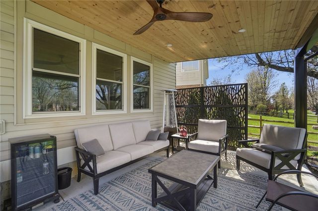 15 Shockton Court, Springboro, OH 45066