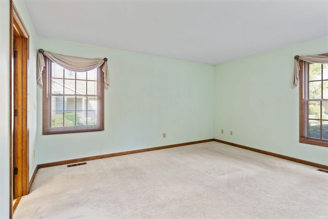 1805 Lakewood Drive, Fort Wayne, IN 46819