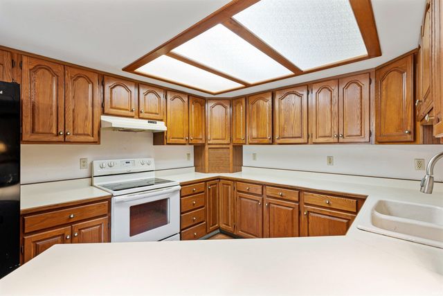 1805 Lakewood Drive, Fort Wayne, IN 46819