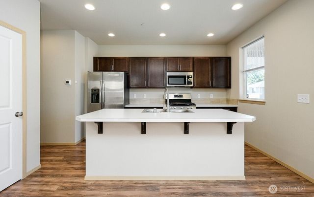 1033 Banyan Street, Bremerton, WA 98310