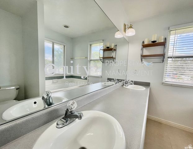 11742 S TATTERED ANGEL CV, Riverton, UT 84065