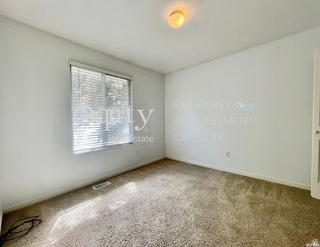 11742 S TATTERED ANGEL CV, Riverton, UT 84065
