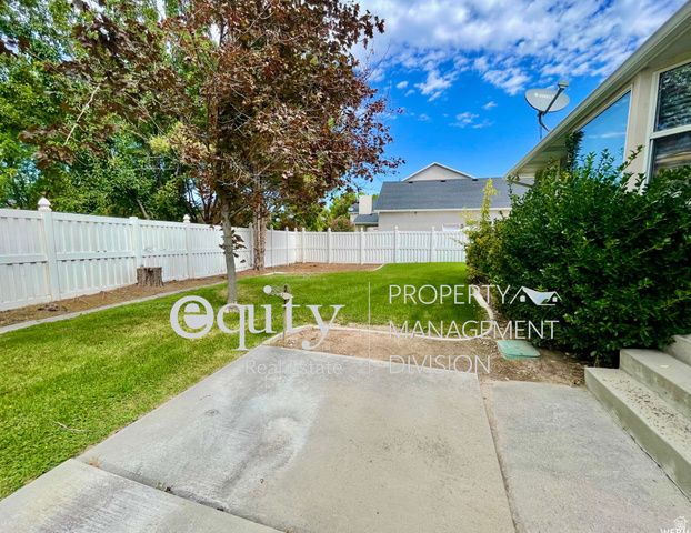 11742 S TATTERED ANGEL CV, Riverton, UT 84065