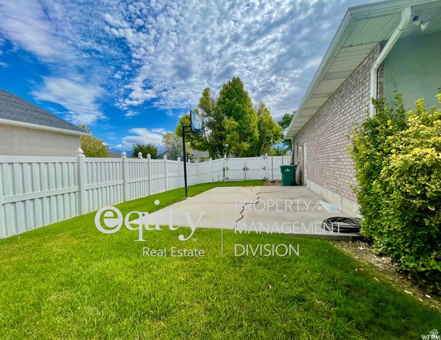 11742 S TATTERED ANGEL CV, Riverton, UT 84065